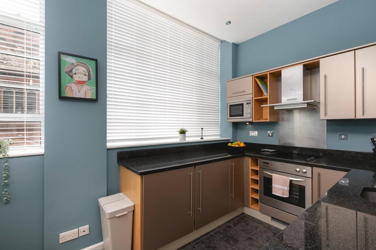 Lovely Brighton Apartments Moments Away From Royal Pavilion מראה חיצוני תמונה