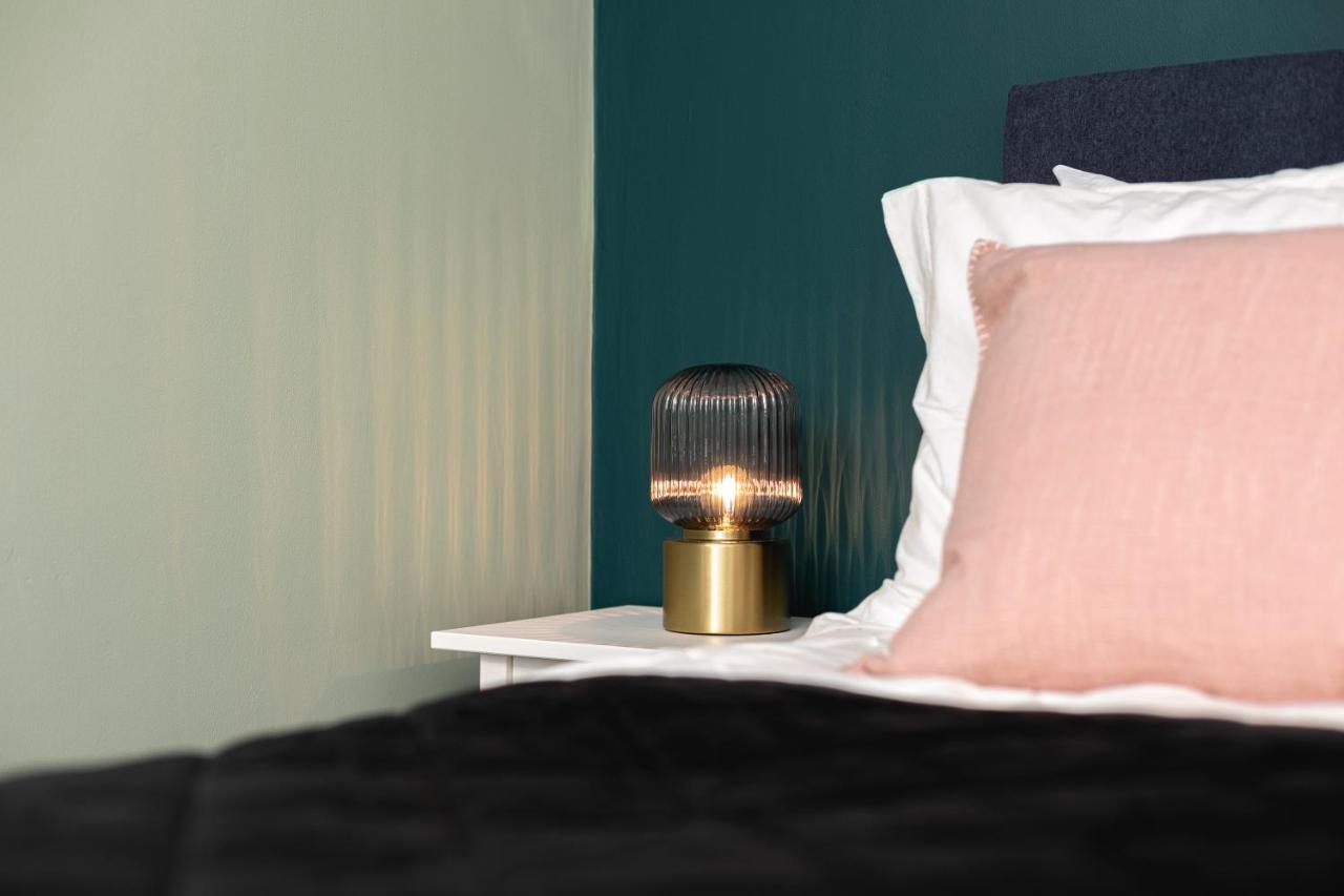 Lovely Brighton Apartments Moments Away From Royal Pavilion מראה חיצוני תמונה